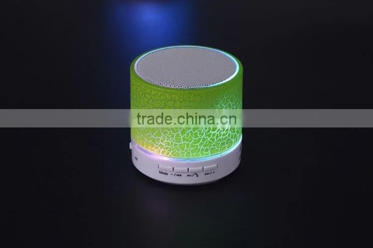 RGKNSE High Quality LED Speaker 300mAh Wireless Bluetooth Speaker with LED Light Brass mini Speaker