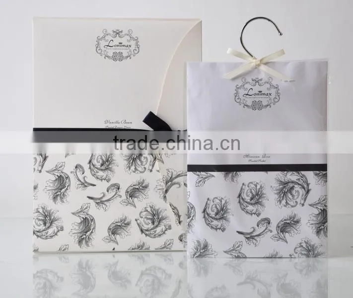 Hot sale hanging paper iron hook wardrobe fragrance sachet SA-0103