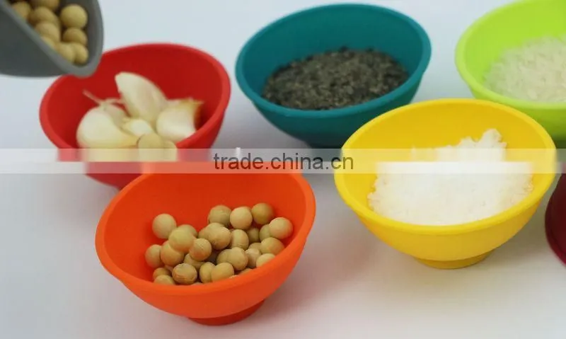 Multi-colored small silicone bowls