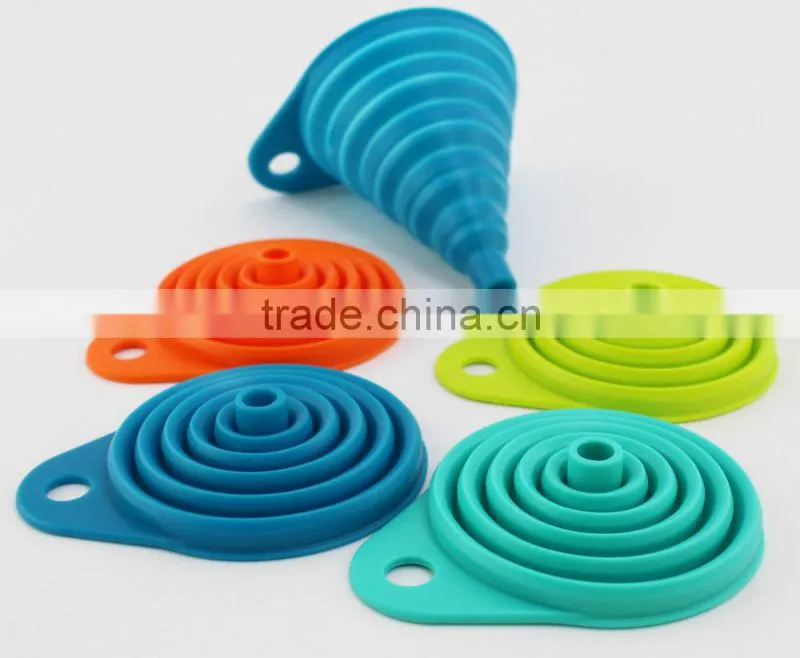 Awesome Collapsible Silicone Hopper