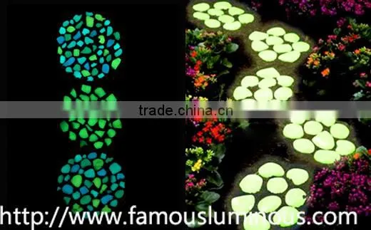 colored glow gravel stone for landscaping