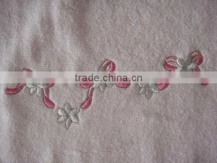 Cotton plain bath towel with embd