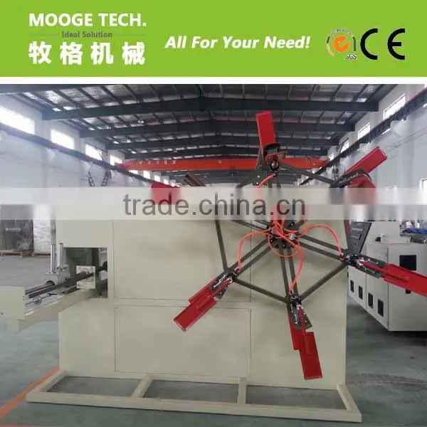 Plastic pipe winding machine