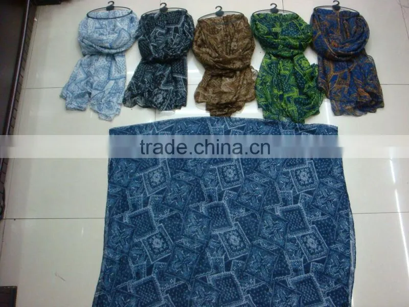 wholesale 2015 scarfs hijabs new fashion office ladies scarf printed high quality OEM manufacture