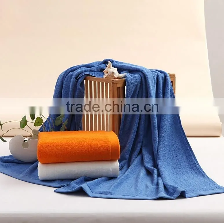 100% cotton jacquard Notting Hill Towel Gift Set - Red