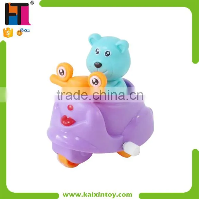 Funny Plastic Wind Up Robot