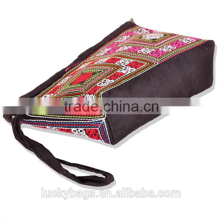 2015 new bag cotton canvas bag the miao embroidery handbag