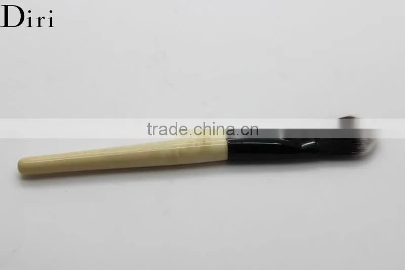 High quality Nylon Hair Wooden Handle Foundation Brush