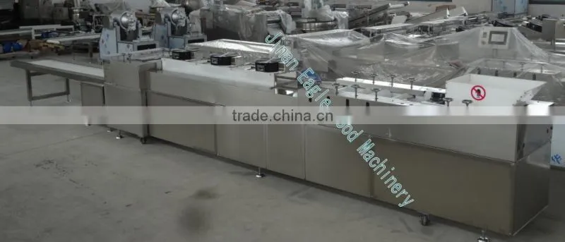 Automatic peanuts bar making machines