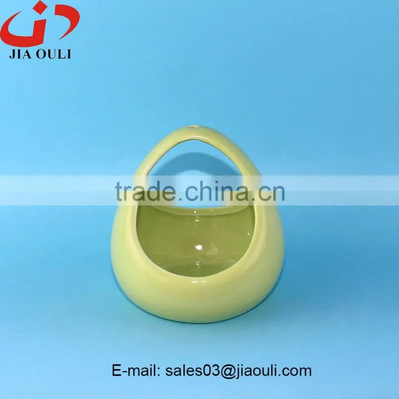 BSCI Audit Factory EASTER gifts ceramic Cute frog Prince on ball Figurines, Novelty Frog Figurine