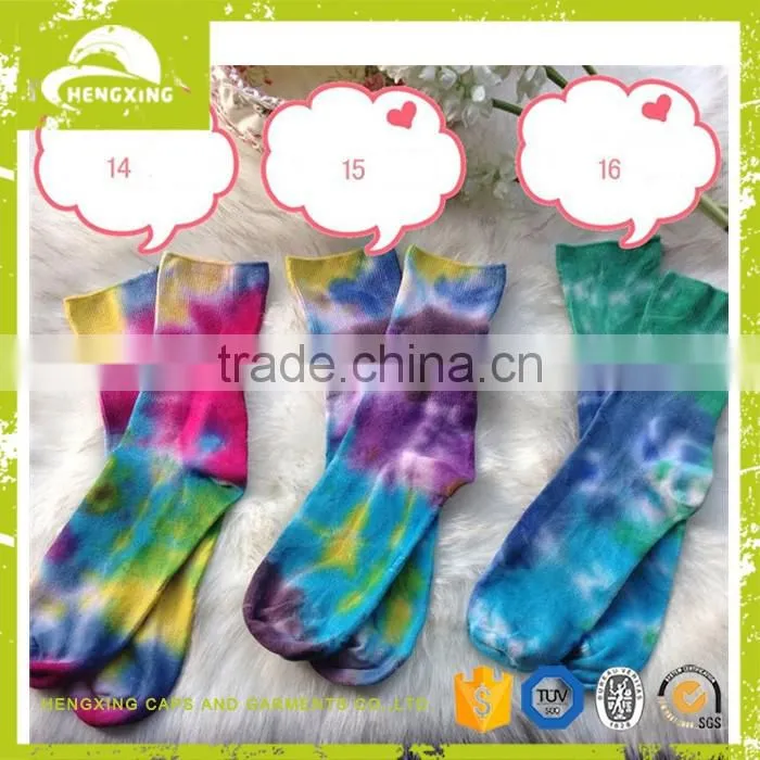Christmas socks Wholesale Marijuana Weed Leaf Colored Man Women Cotton Long Sports Socks in stock