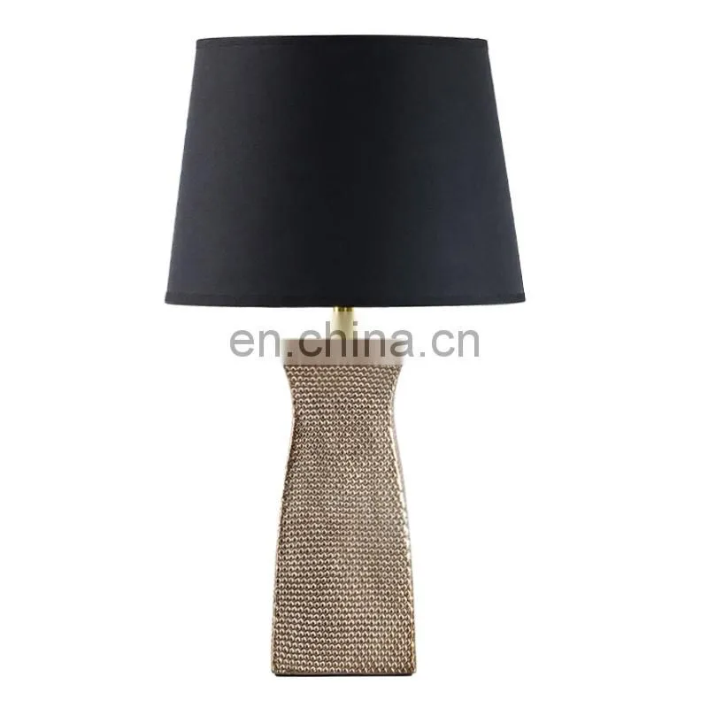 Europe ceramic meterial bedside table lamp and LED light