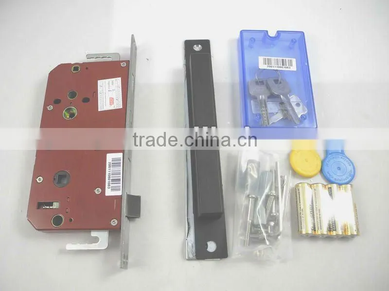 fingerprint lock with fingeprint, mechanical key, remote control key(optional).PY-US3-6