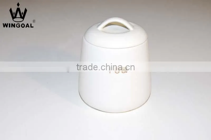 Set of 3 Simple design white ceramic jar