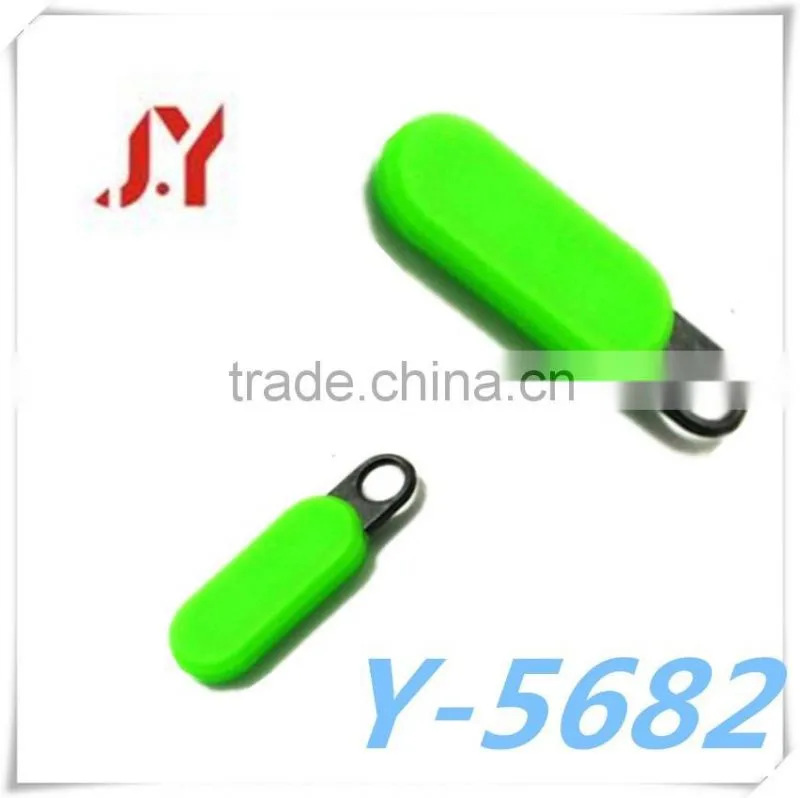 China factory new style soft pvc zipper puller /black colors rope zipper sliders