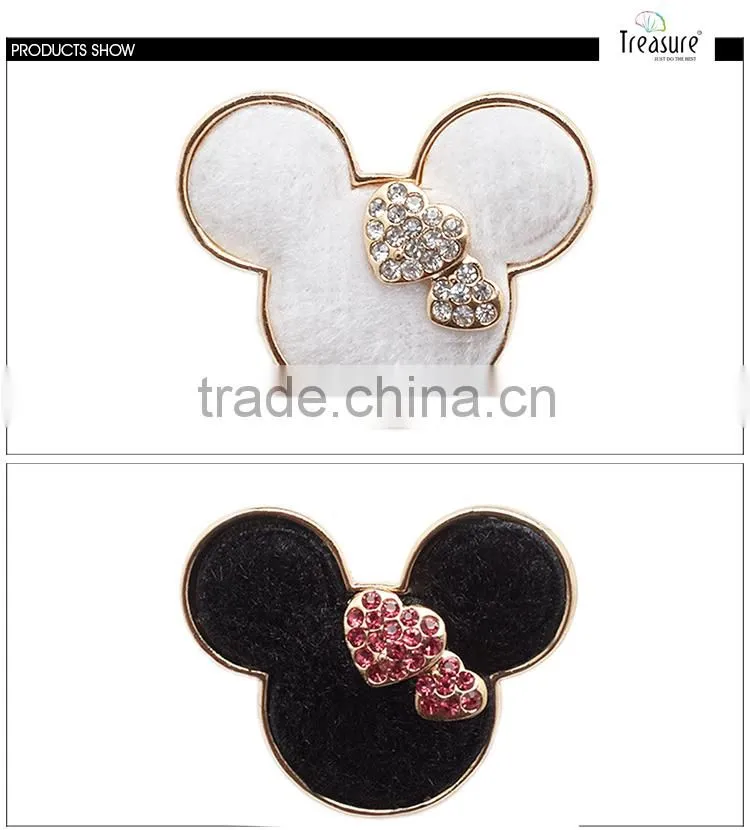 Fashion Treasure custom brooch yiwu new model girls rhinestone custom brooch