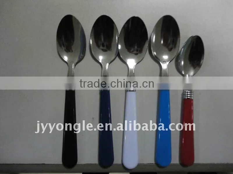 4pcs plastic cutlery set in a mesh bag