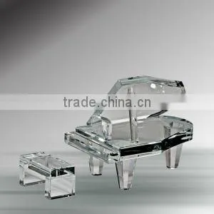 2016 Charming decorative crystal piano