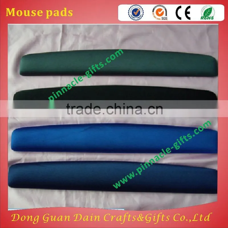 gel ass breast shape keyboard wrist rest pads/mats with wrist rest