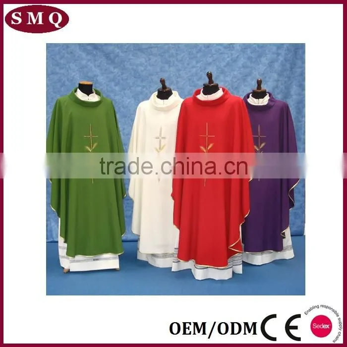 catholic church vestment Wholesale luxury pupular red choir robe