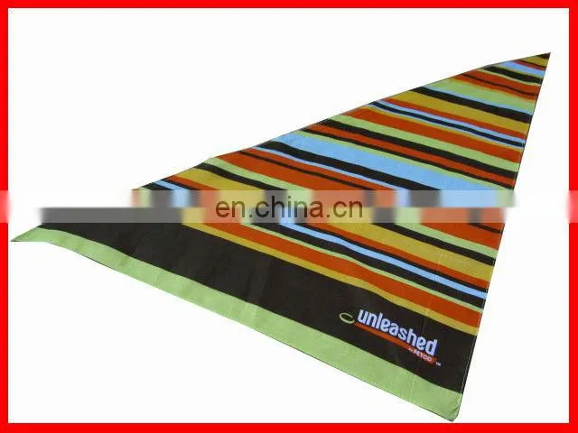 2014 fashion latest triangular bandana