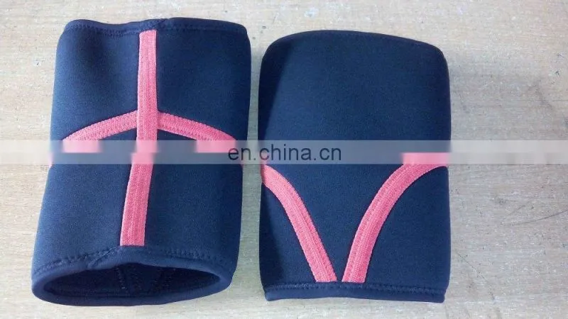 weight lifting elbow sleeves fancy designs black and Red color neoprene