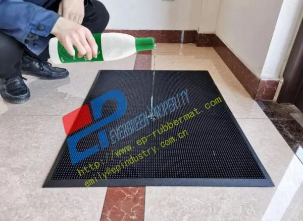rubber disinfectant mat-1
