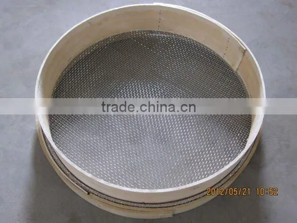 Diamenions Wooden flour sieve