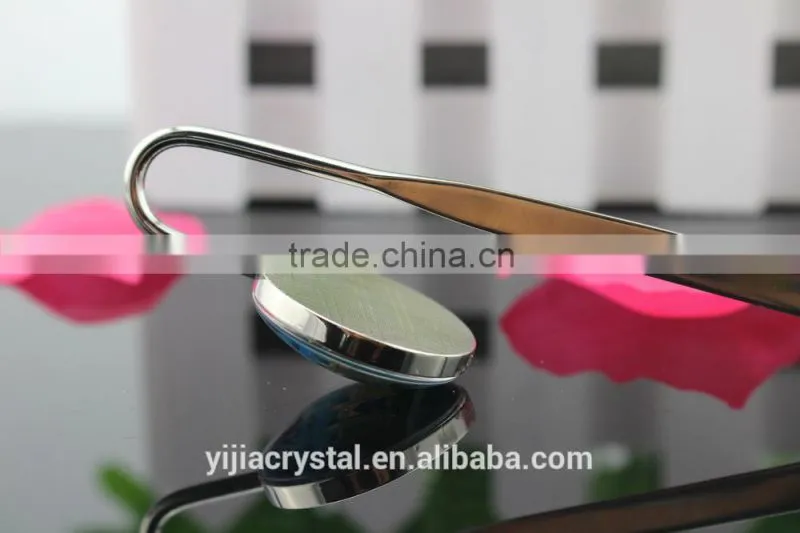 yijia crystal bookmark