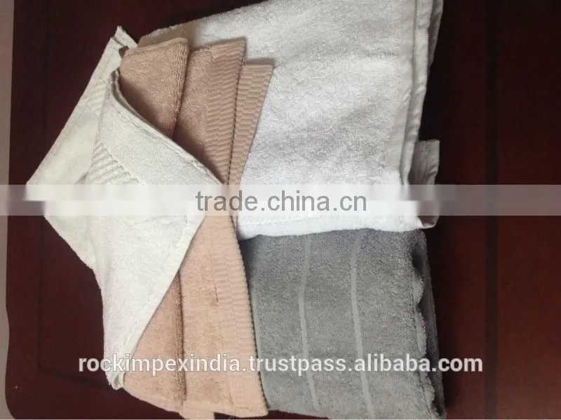 WHITE TERRY CLOTH COTTON HOTEL TOWELS