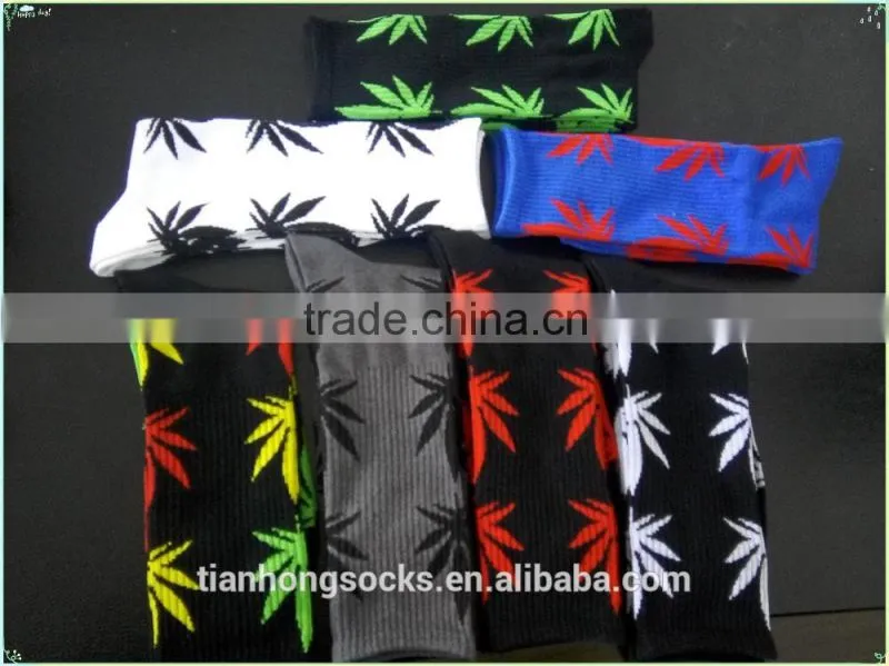 Hemp leaf retro popular high quality man bulk cotton socks China zhejiang tianhong socks factory