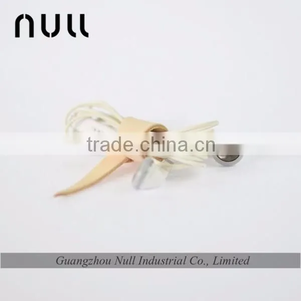 Wholesale handicrafts genuine leather accessories earphone holders