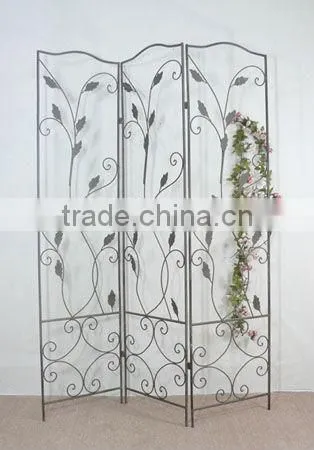 Metal garden wall trellis