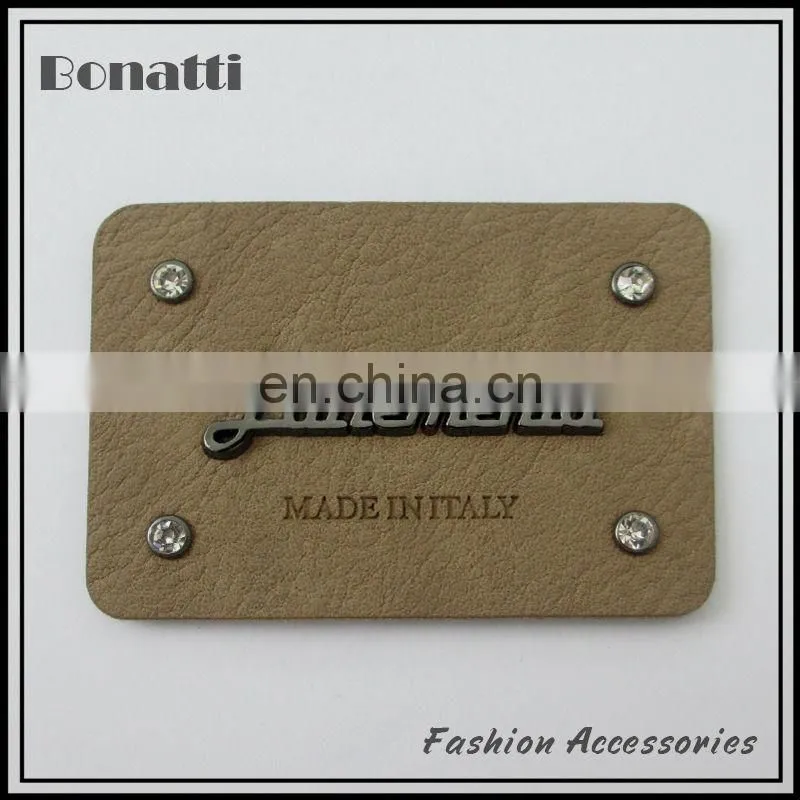 2013 fashion trendy pu leather labels with rhinestone metal labels