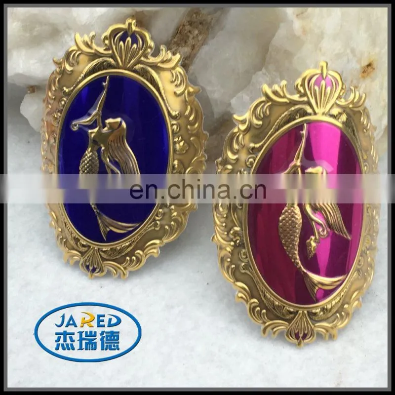 factory price custom luxury metal two tone color printed 3d wine emblem label with good sticker