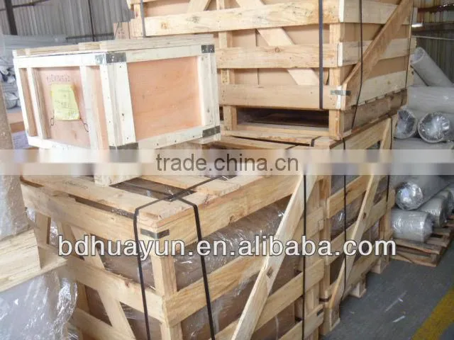 Heavy Load Long Distance Gravity Roller Conveyor For Luggage