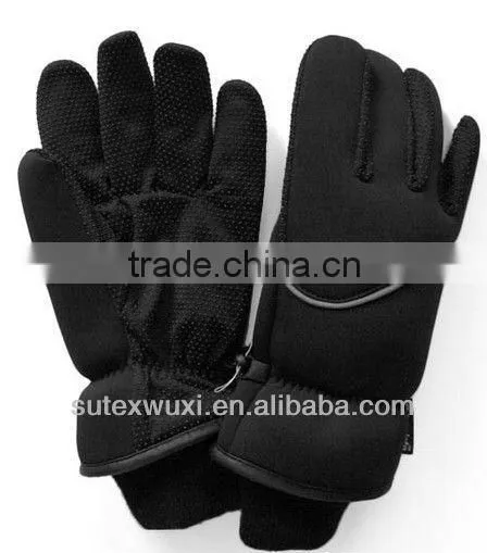 Cold-proof sports gloves