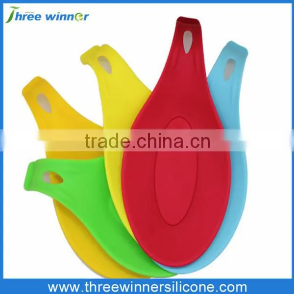 Durable and steady silicone spoon rest holder colorful