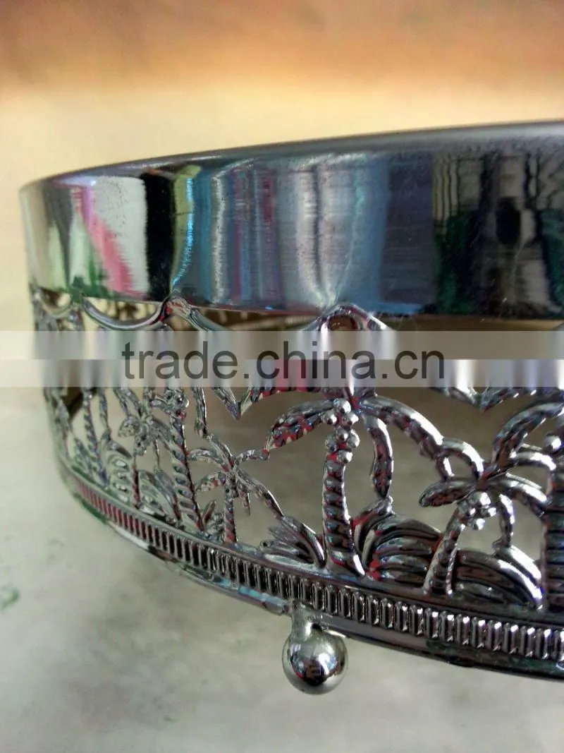 metal wedding cake stand for wedding centerpieces with exquisite decor