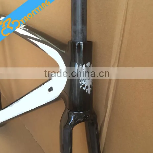 Lightweight 1400g china bike carbon road frame, UD Matte glossy carbon frame road bicycle frame,T700 700C carbon frame
