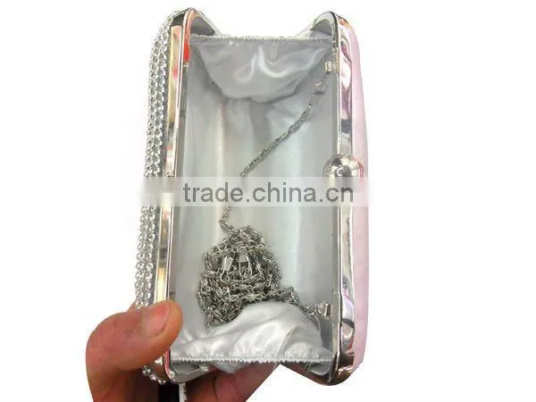 latest clutch purses