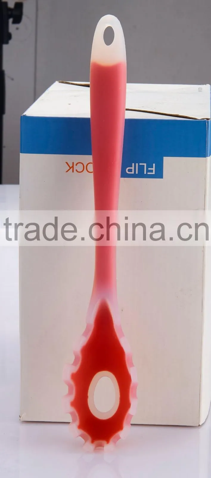 Silicone with nylon inside, BPA FREE, Heat Resistance, Non-toxic,Light spaghetti server,Kithench Utensils