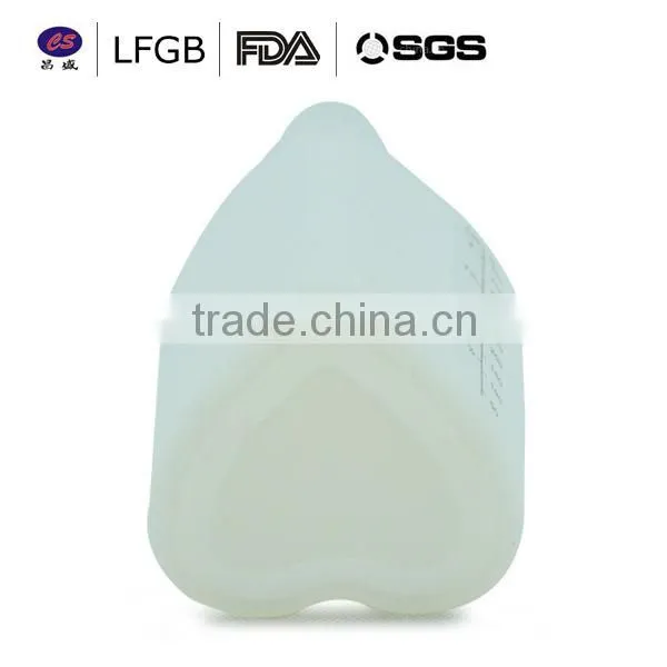 2014 new design fashionable customized factory price heart shape silicone cup