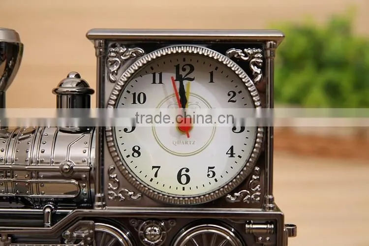 High Quality Train shape crystal small table clocks