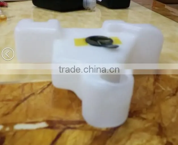 OEM Blow Molding Plastic Cans Water Tank Container PE Oyster White Container