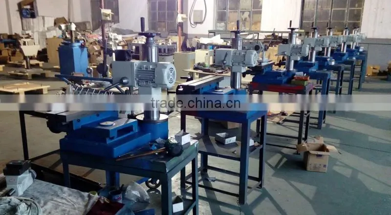 Universal tool grinding machine GJW125
