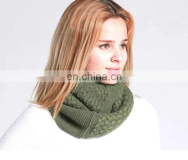 2018 Popular young girl solid color fashion scarves oversize loop scarf knitting