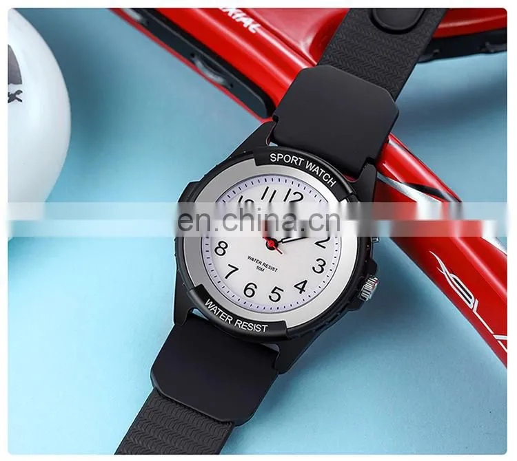 Sanda 6018 Casual Men Brand Quartz Wrist Watches Aanlog Luminous Resin Strap Water Resistant Fashion Men Hand Watch