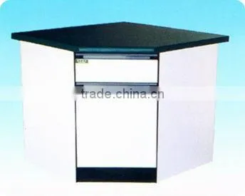 laboratory corner table
