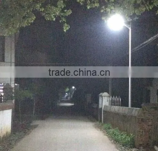 Integrated solar led street light 8W 12VDC with 5 years warranty with PIR Sensor for Garden lighting